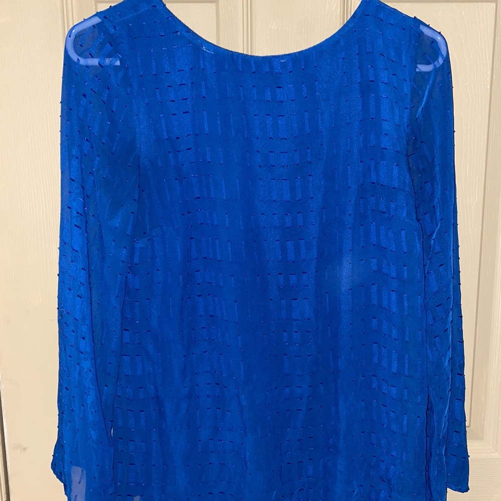 Women’s sheer flowy blouse